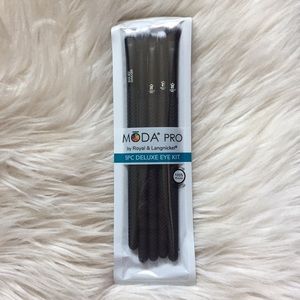 Moda Pro 5pc Deluxe Eye Kit!